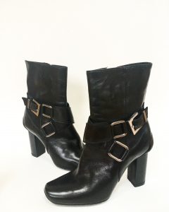 A picture of black designer 4US Cesare Paciotti booties