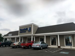 A picture of the Waldorf Goodwill of Greater Washington store front on a overcast day