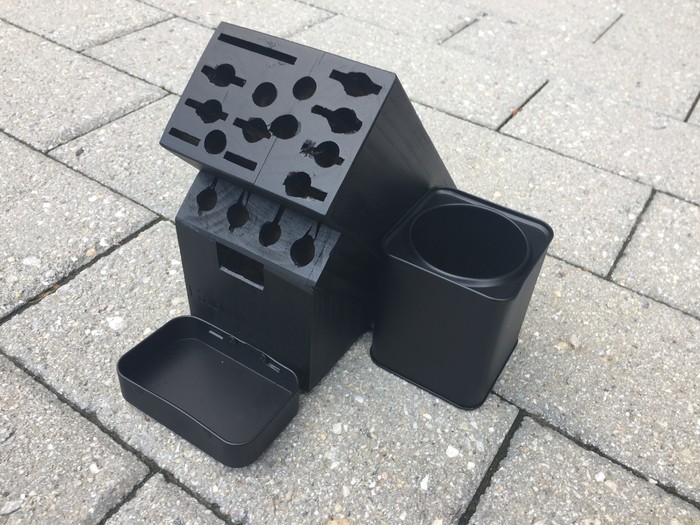 Tim's knife block painted with black chalkboard paint