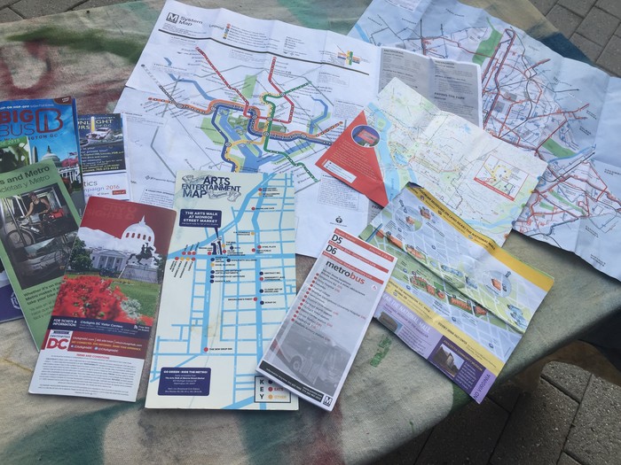 Maps and brochures of DC