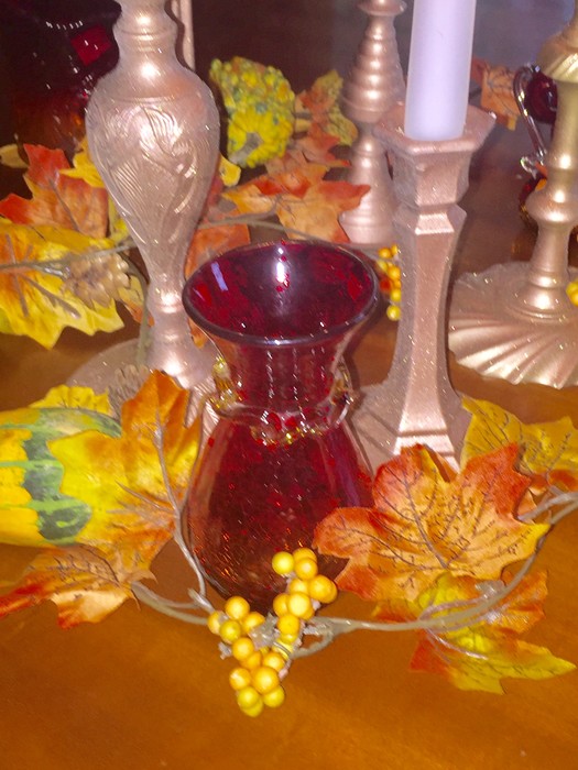 Added items to autumn tablescape