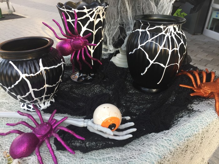 completed spooky table scape
