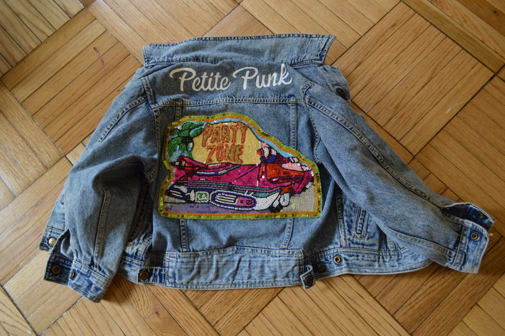 Sew a Patch on a Jacket : 3 Steps (with Pictures) - Instructables