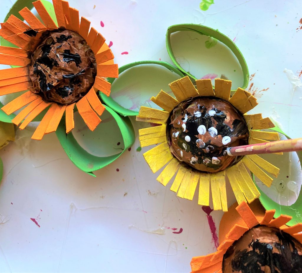 Easy Toilet Paper Roll Flower Painting - Welcome To Nana's