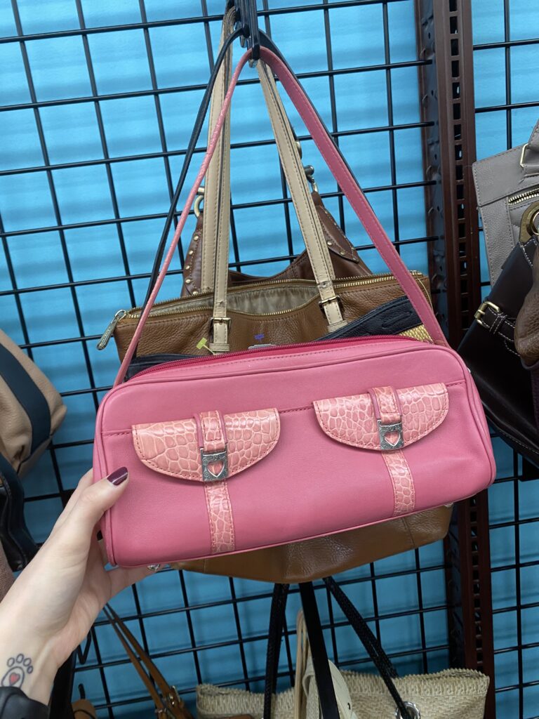 is this thrifted coach bag real or fake? : r/findfashion