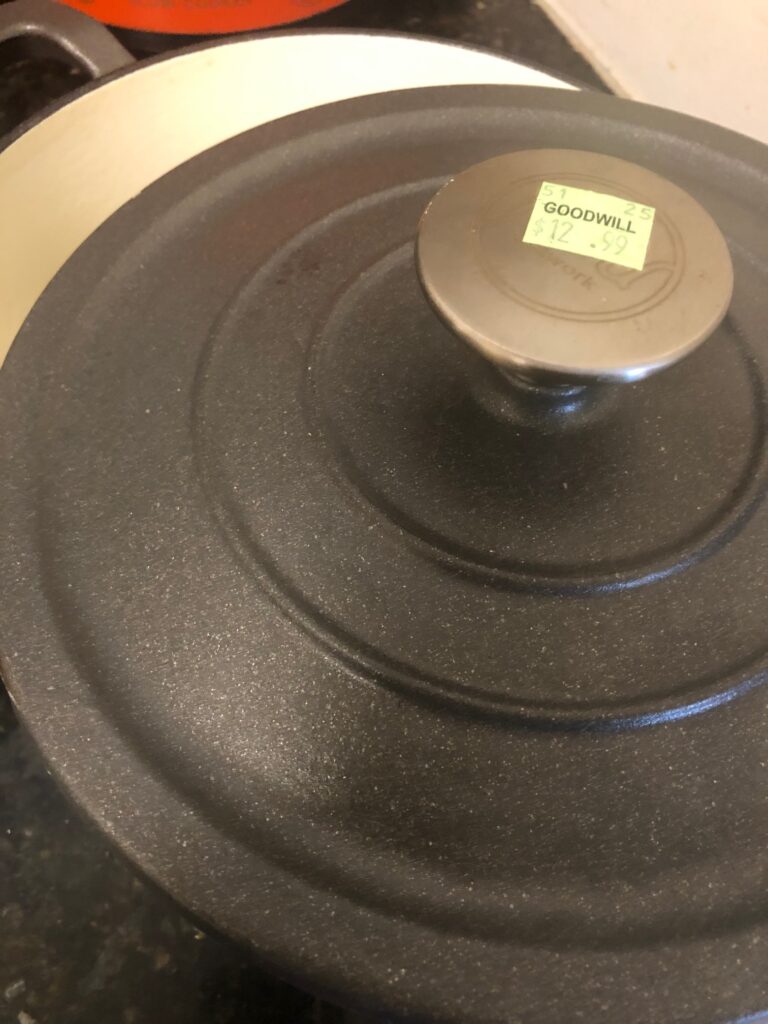 Found this set of pots at goodwill, are they safe to use? My mom said  vintage cookware like this chips on the inside and gets in your food. Is  this true should