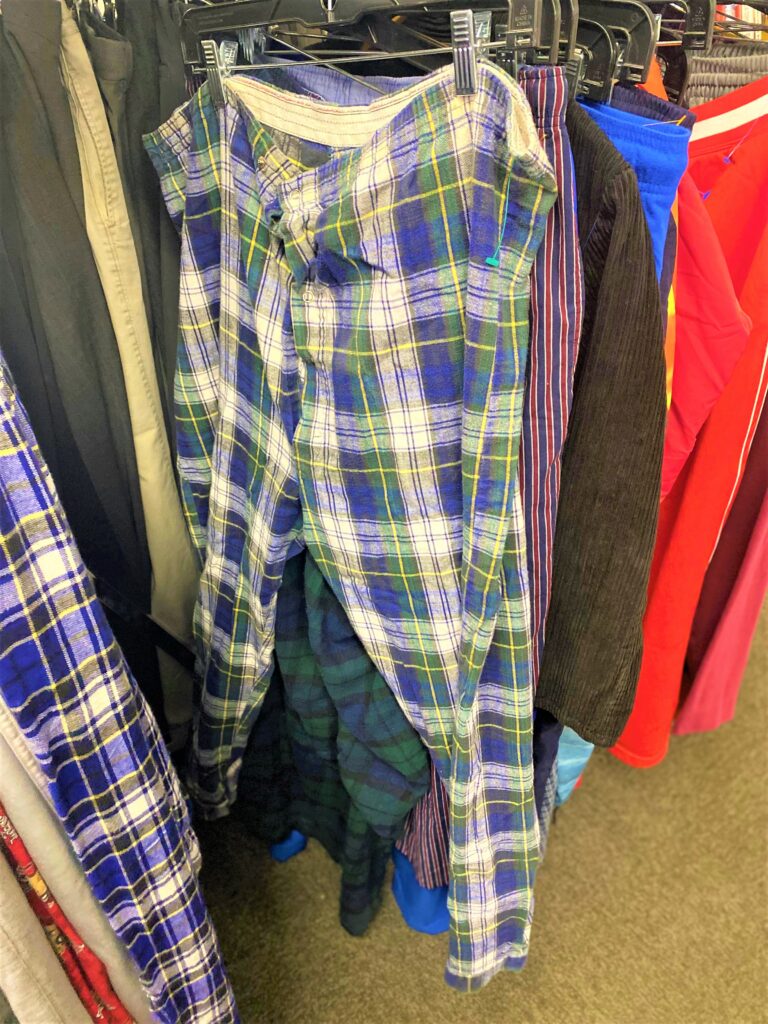 DIY Flannel Skirt from Pajamas Thrift Flip 
