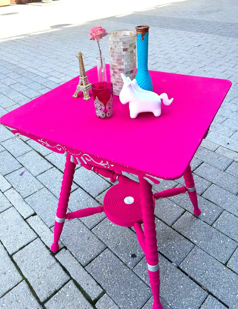 Table for online barbie