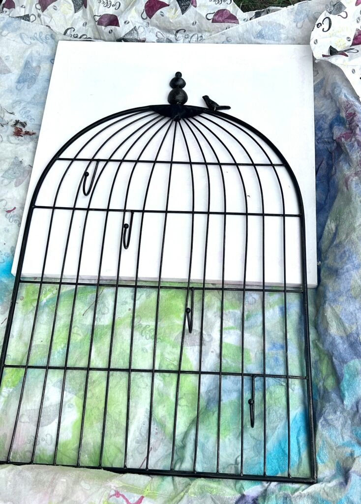 Birds Stenciled Design Matte Black Metal Wire Wall Mounted Coat