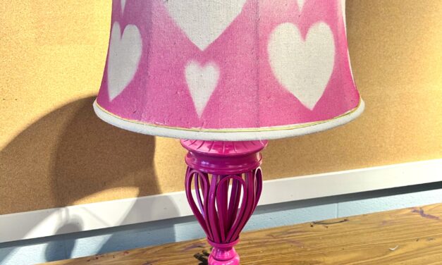 How to Upcycle a Lovely Lamp with Paper & Paint