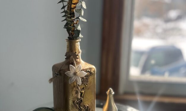 Budget-Friendly Beautified Bottles: A Trash-to-Treasure Valentine’s Day Gift